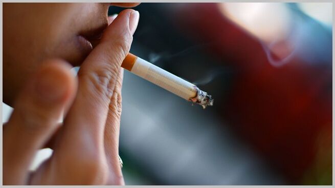 Varisli damarların gelişiminin bir nedeni olarak sigara içmek